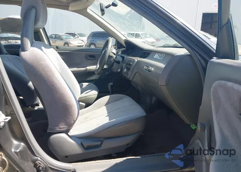 1992 Honda Civic Dx from USA, damaged, VIN 1HGEG8542NL032175